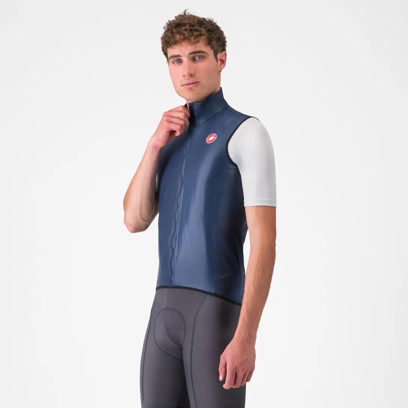 ARIA VEST