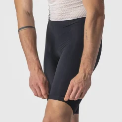 FREE AERO RC SHORT